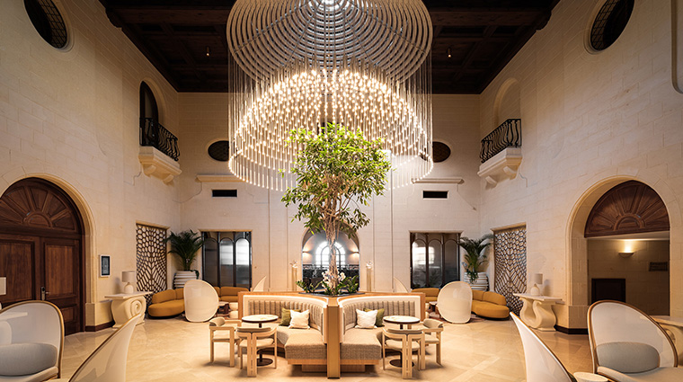 kempinski hotel san lawrenz lobby