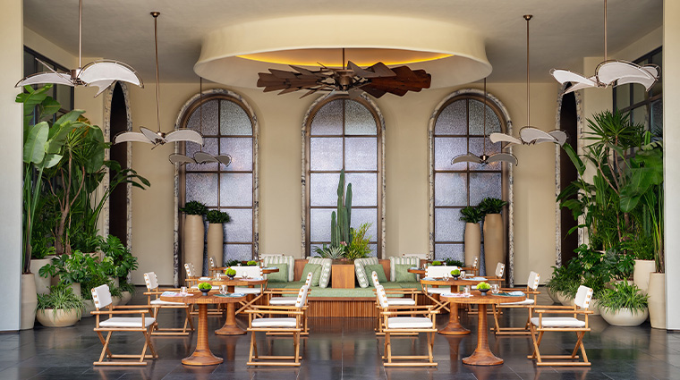 kimpton aqeos hainan streat outdoor dining