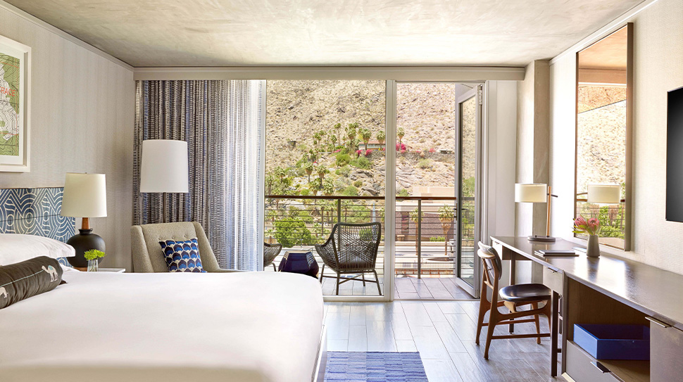 10kimpton rowan palm springs king room mountian view