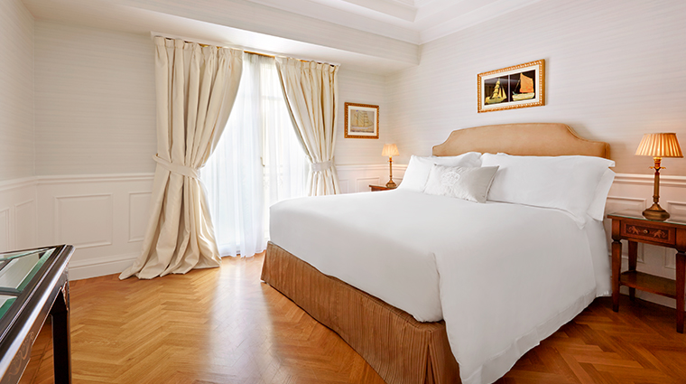 king george a luxury collection hotel athens deluxe suite bedroom
