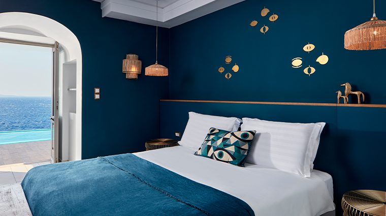 kouros hotel suites guestroom