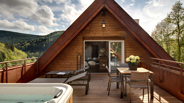 la cheneaudiere hotel spa les cimes top suite