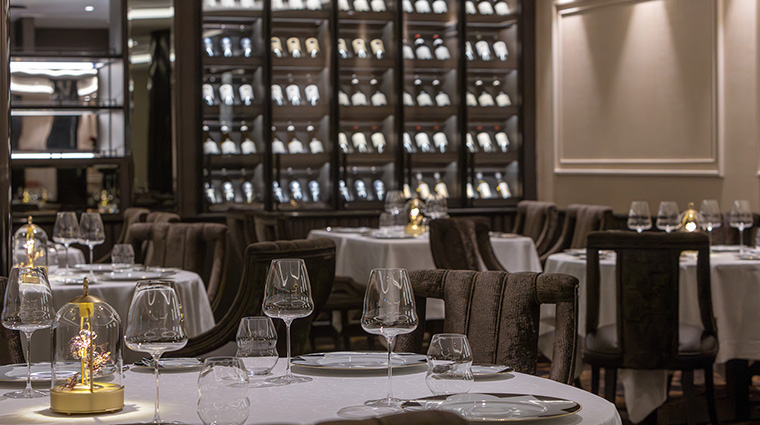 la dame silver nova dining