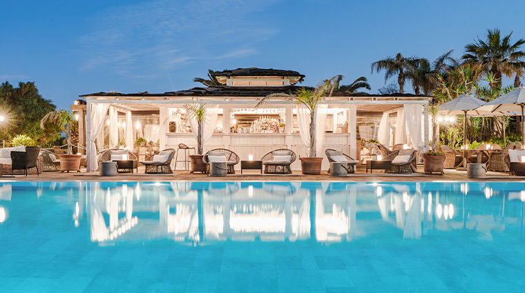 la villa del re pool bar