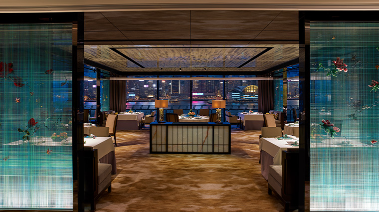 lai ching heen main dining area harbourview