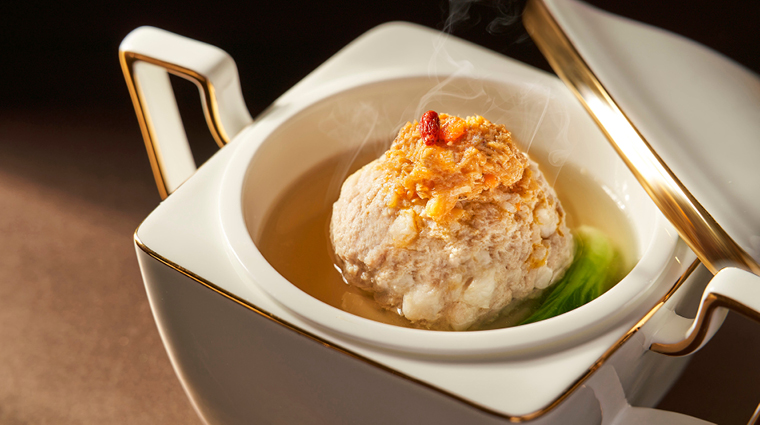 lakeview palace boiled minced pork dumpling with hairy crab coral in superior broth