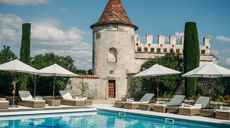 le logis tower pool