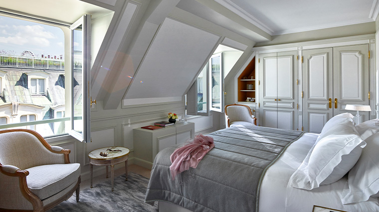 le meurice dorchester collection belle etoile connecting bedroom 615