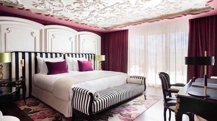 le negresco suite jeanne and paul interior