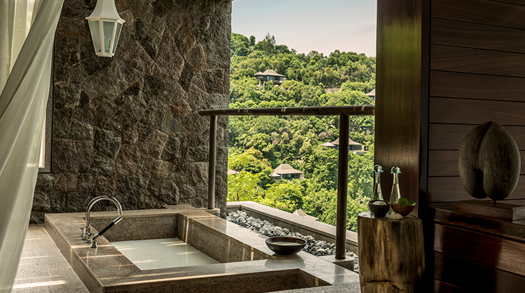 spa at four seasons resort seychelles tub
