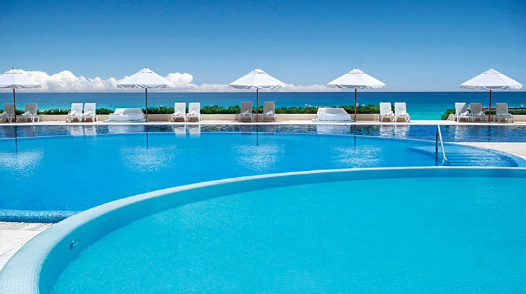 live aqua beach resort cancun swimming pool