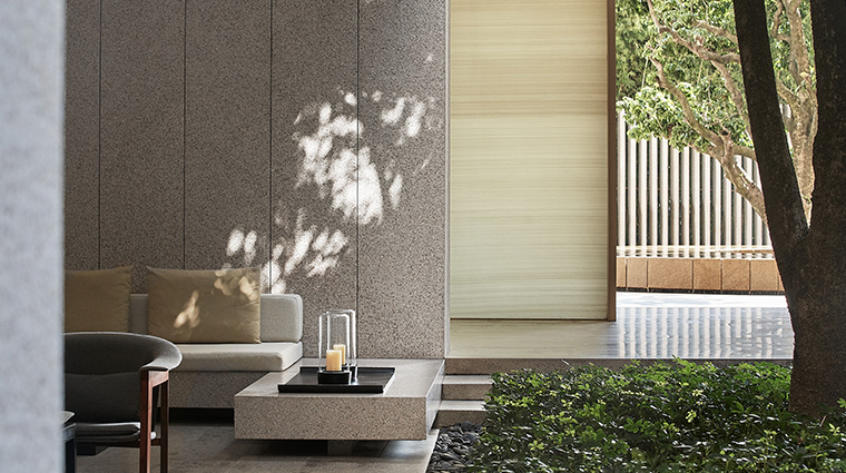 lohkah hotel and spa courtyard