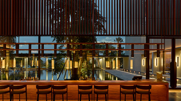 lohkah hotel and spa long bar