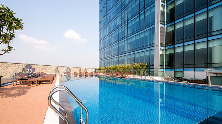 lotte hotel hanoi outdoor swimming pool