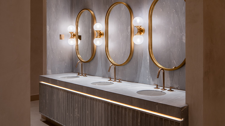 loulou spa changing area