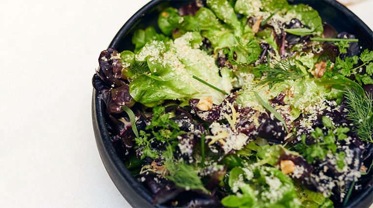 l restaurant young lettuces