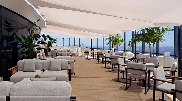 the ritz carlton yacht collection luminara art bar