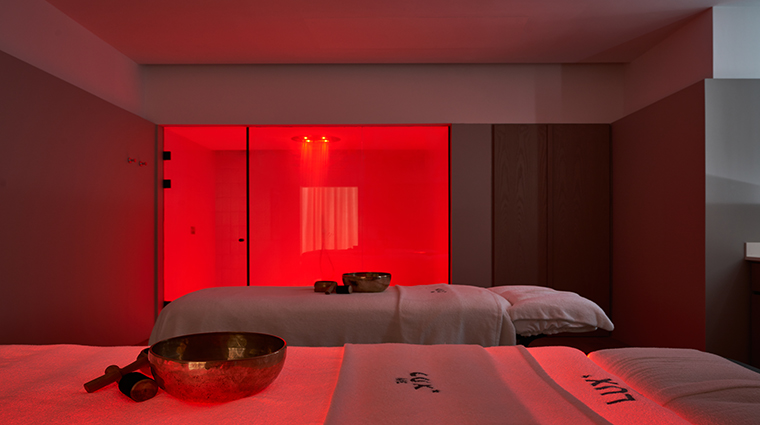 lux me spa at grand baie couples treatment room