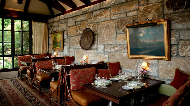 madisons restaurant and wine garden dining