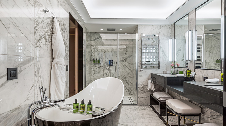 maison albar le victoria bathroom