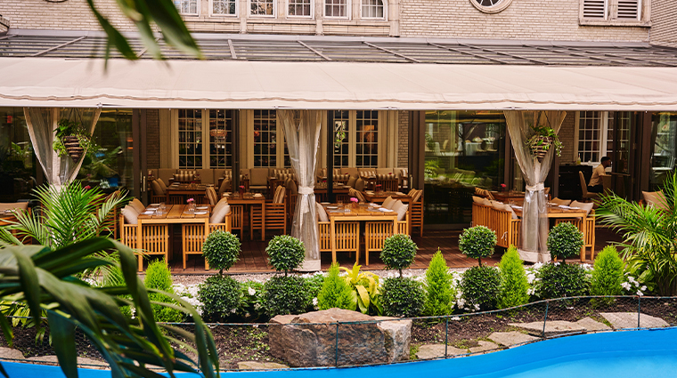 maison boulud patio seating