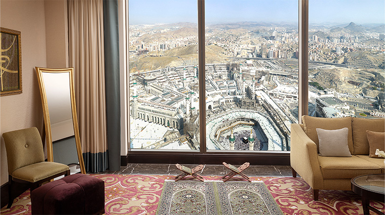 makkah clock royal tower a fairmont hotel royal suite kaaba view