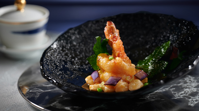 Mandarin Oriental Hong Kong Michelin Starred Man Wah Deep fried Braised Prawn Rice Cake Salted Threadfin Fish