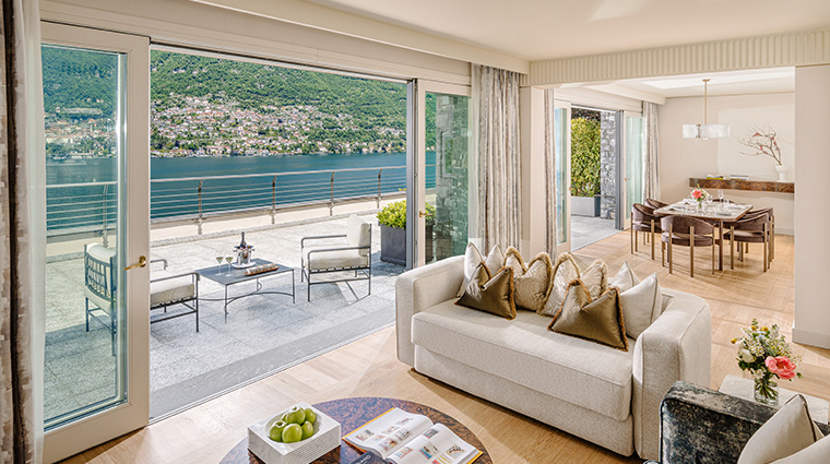 lake como Vista Lago Suite living