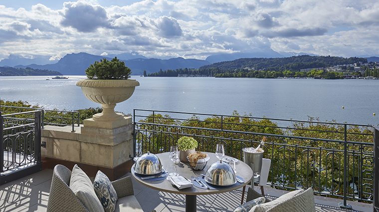 mandain oriental palace luzern Deluxe Lake View Room with Terrace