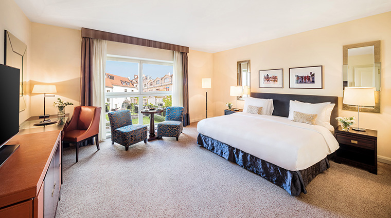 mandarin oriental prague deluxe garden view room