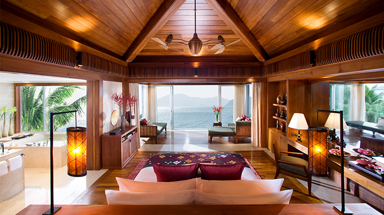 mandarin oriental sanya villa master bedroom
