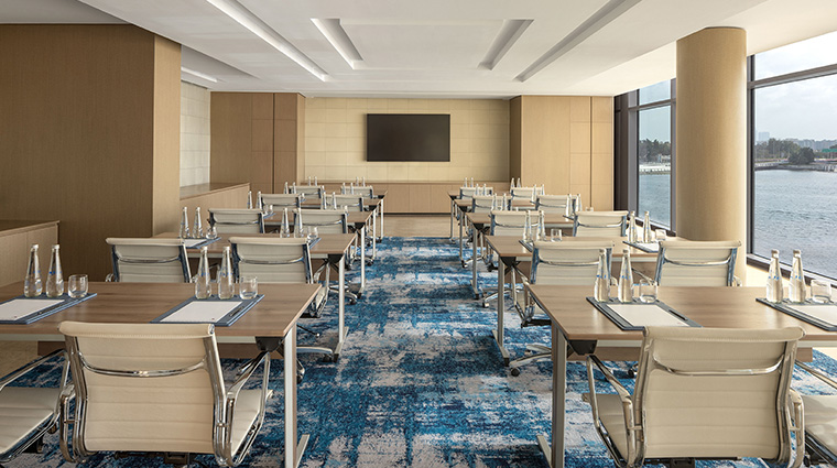 marriott marquis dubai creek meeting room