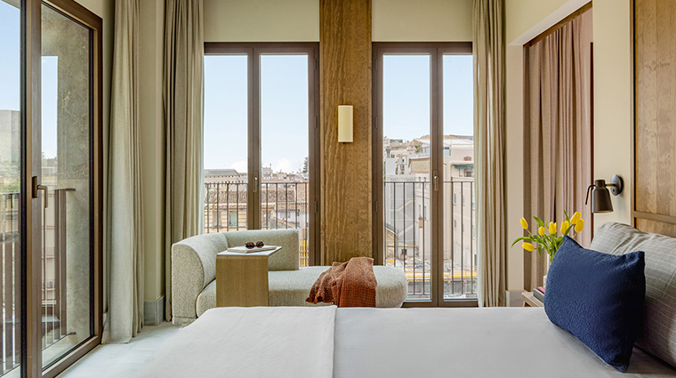 me malaga exclusive me and suite alcazaba view