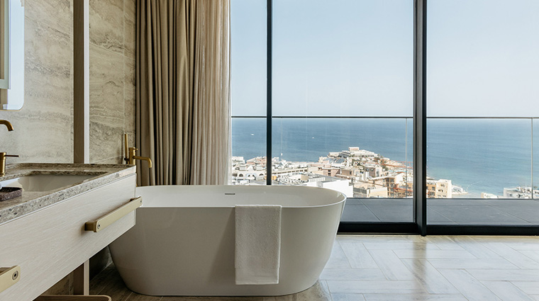 me malta hotel extra sea view bathroom