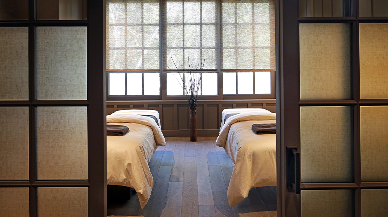 meadowood napa valley spa couples treatment suite
