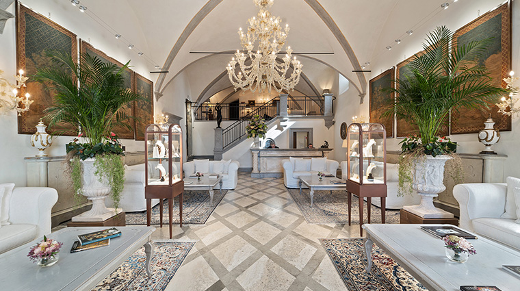 monastero di cortona hotel spa hall