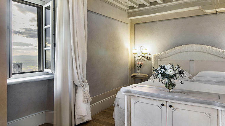 monastero di cortona hotel spa superior room2