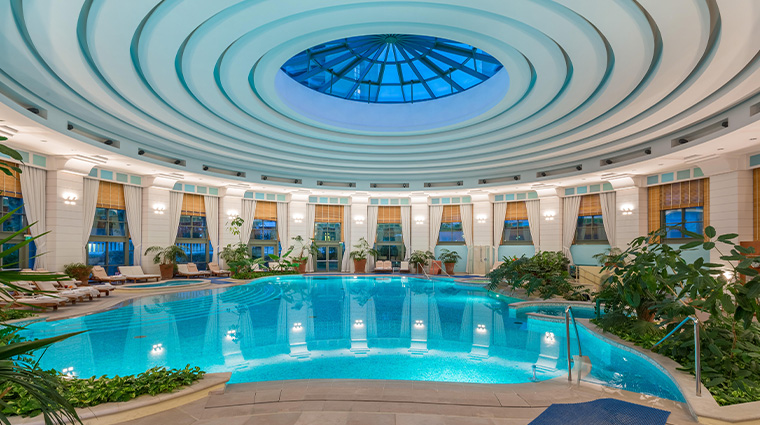 12monte carlo bay hotel resort indoor pool