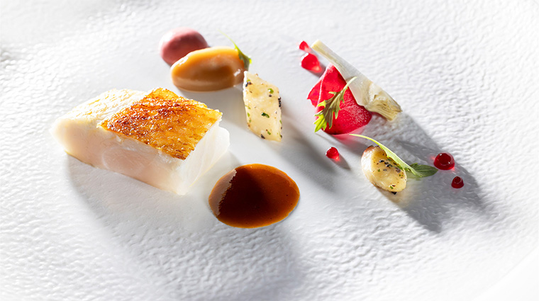 monument hotel 5gl grilled king fish