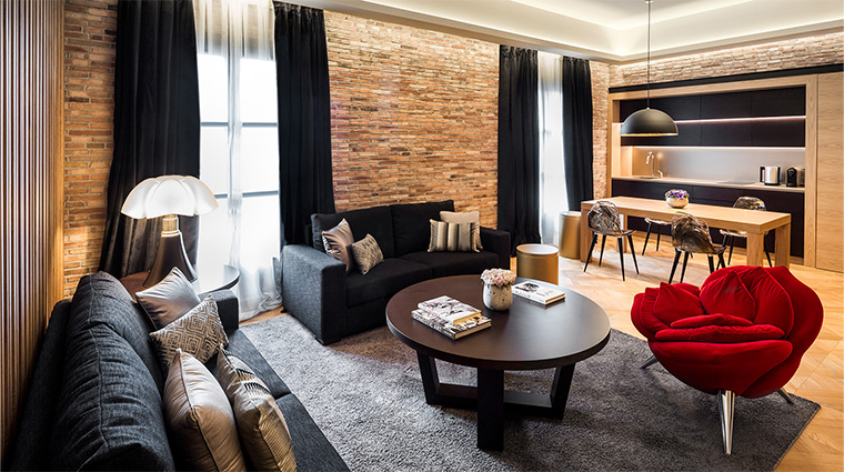 monument hotel 5gl suite enric battlo