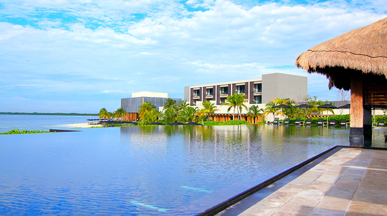 nizuc resort spa new main pool