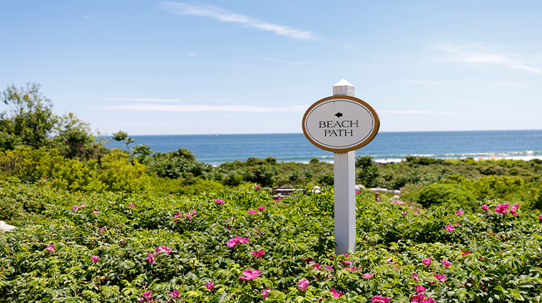 ocean house beach path