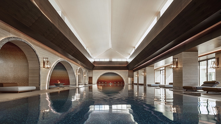 one&only portonovi indoor pool