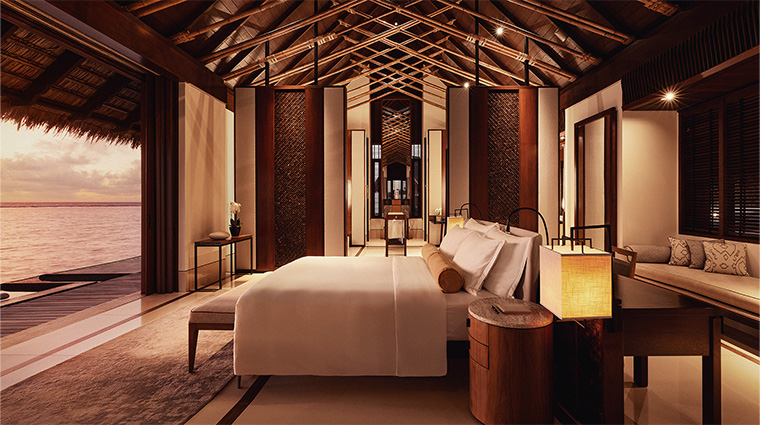 one and only reethi rah water villa pool