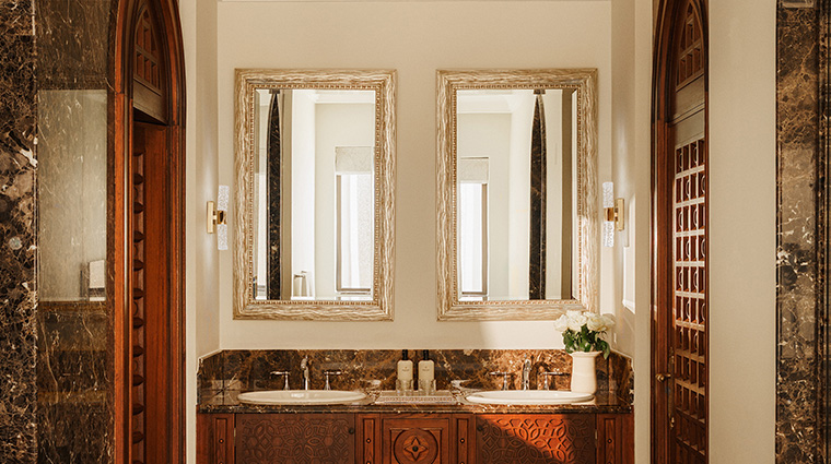 one and only royal mirage the residence beach villa secondary bathroom