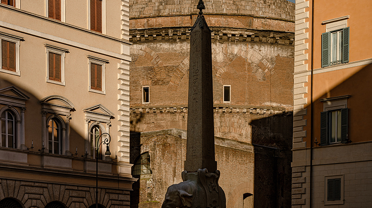 orient express la minerva pantheon and piazza della minerva