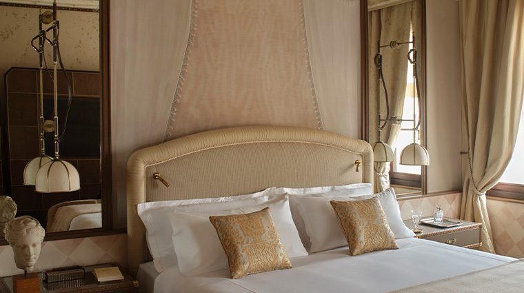 orient express venezia guestroom4
