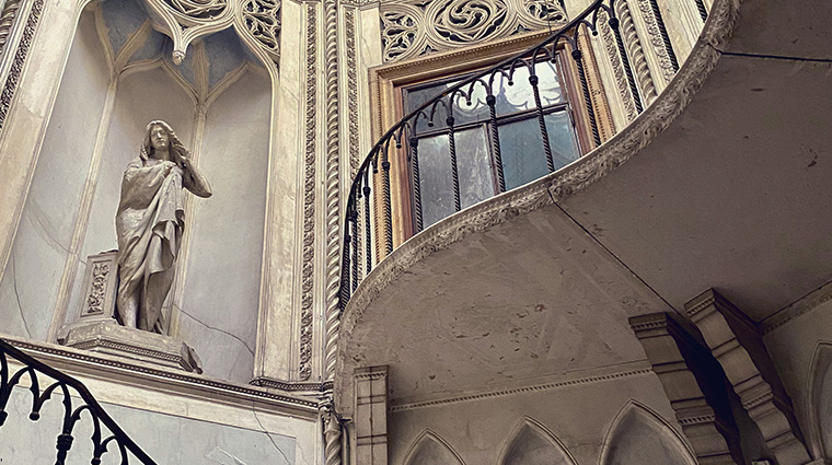 orient express venezia stairs