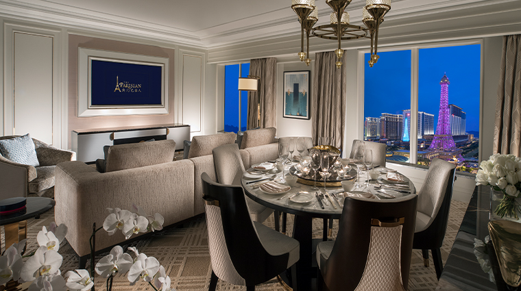 piaza lofts at the parisian macao premier suite living room1