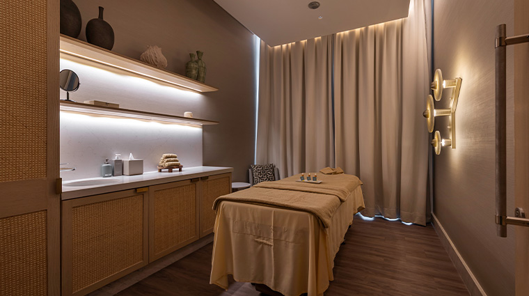 palace beach resort spa